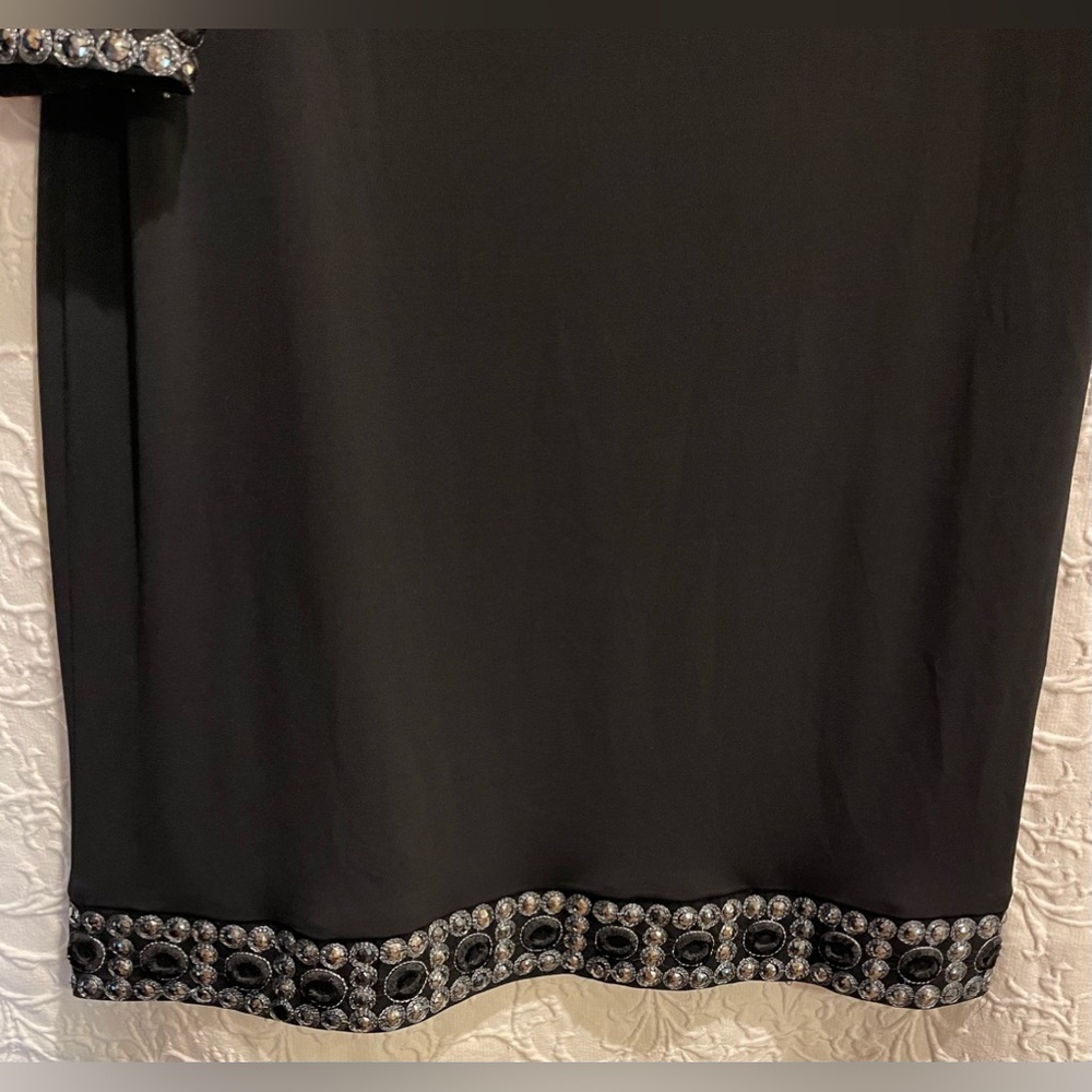 Tiana B Women's Shift Dress Black Beaded Cuffs & Hem Cocktail Size 12 - Picture 2 of 7